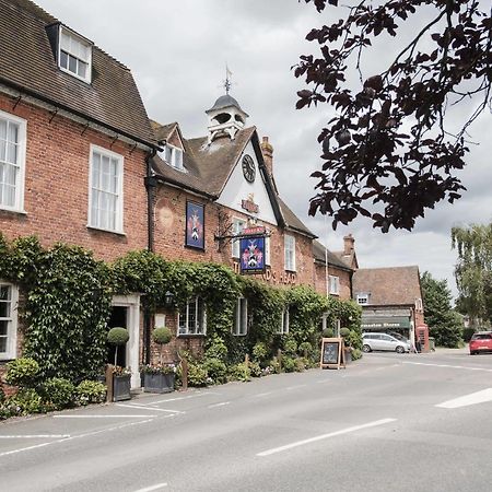 Hotel Hinds Head Aldermaston Exterior foto