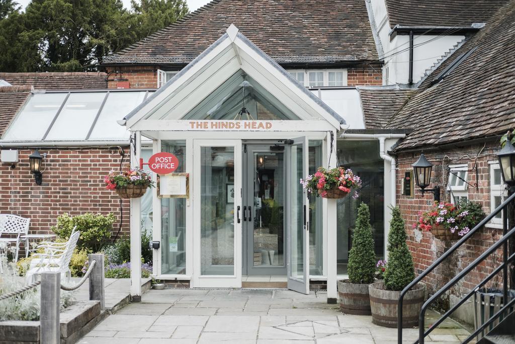 Hotel Hinds Head Aldermaston Exterior foto